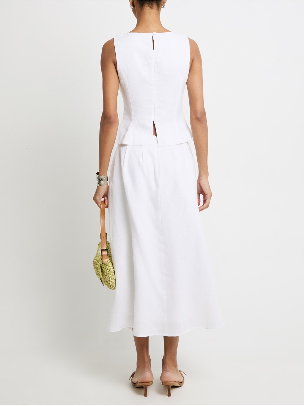 Few Moda Aveline White Linen Two-Piece Set – Size 4 NWT - Picture 3 of 10